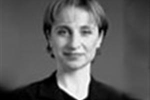 Aristegui Flores, una de las cinco homenajeadas.